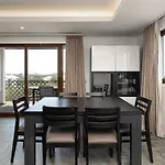 Elegance W/ Balcony & Pool By Lovelystay * Αλμπουφέιρα