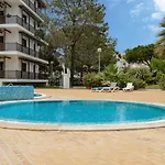 Διαμέρισμα Elegance W/ Balcony & Pool By Lovelystay